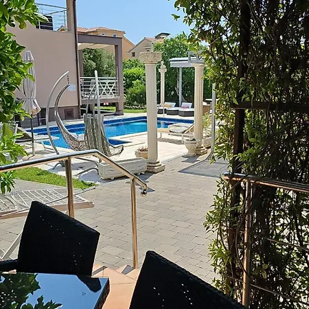 House Nika Tribunj Daire