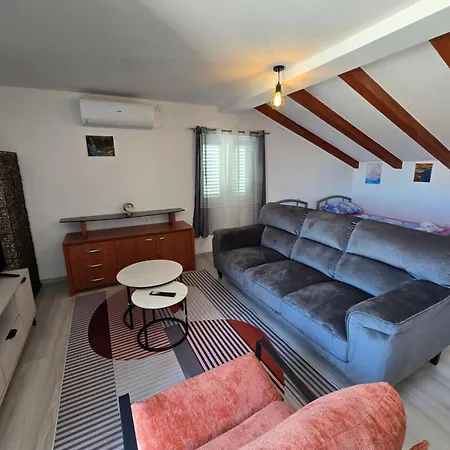 Apartamento House Nika Tribunj Tribalj