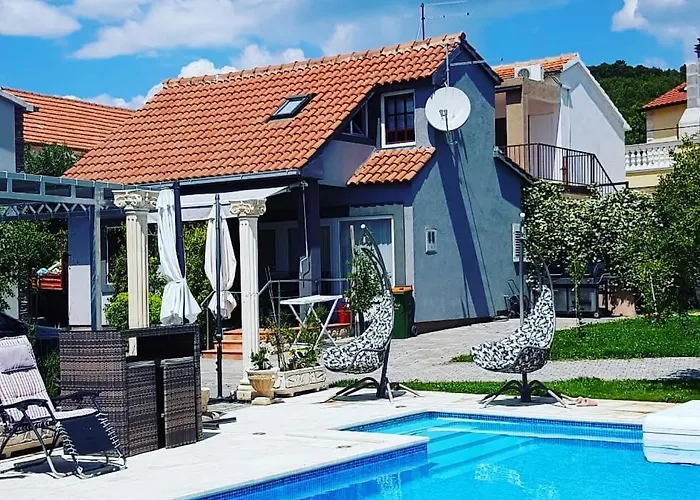 아파트 House Nika Tribunj Tribalj