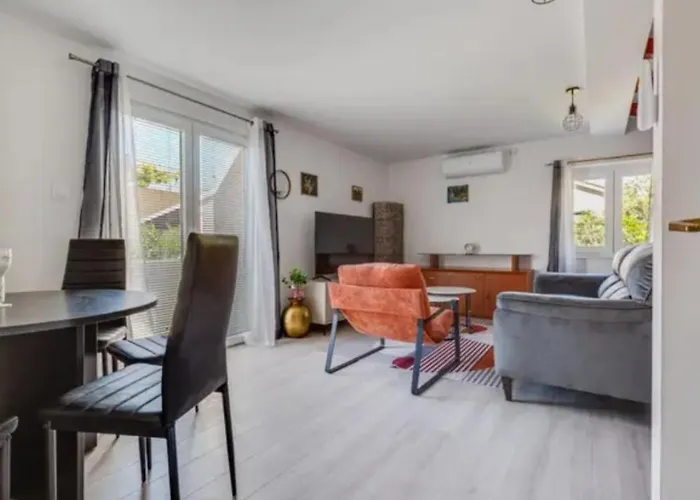 아파트 House Nika Tribunj *